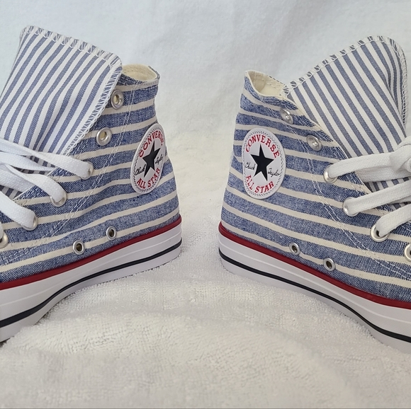 Converse Highs - Picture 3 of 4